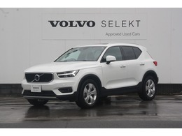 ボルボ XC40 B4 AWD モメンタム 4WD 360度カメラ　HDDナビ　キーレス