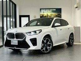 BMW iX2 xドライブ30 Mスポーツ 4WD サンルーフ 全方位カメラ 認定中古車