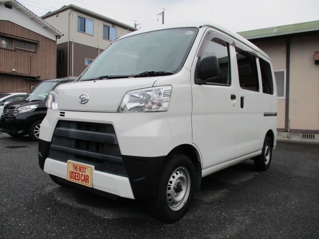 ご覧いただきましてありがとうございます。ハイゼットカーゴが入庫しました。