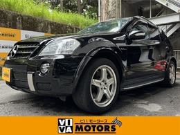 AMG Mクラス ML63 4WD V8　6200cc　harman/kardon　ブラックレザ