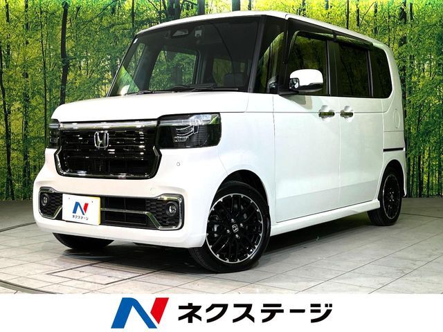 両側電動ドア　バックカメラ　衝突被害軽減　レーダークルーズ　禁煙車