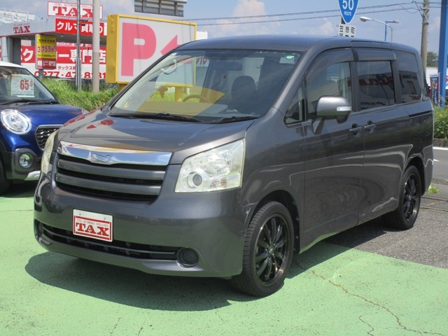 平成20年1月登録　ノア・X-Lセレクション　走行124200キロ　車検8年2月まで　修復歴無し　禁煙車　☆左パワスラ、SDナビ/フルセグTV、フリップダウンモニター/Bluetooth/ETC、スマートキー、HIDライト、18アルミなど