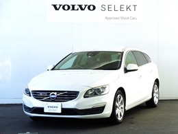 ボルボ V60 T4 ラグジュアリー エディション 特別仕様車　本革シート　キーレス