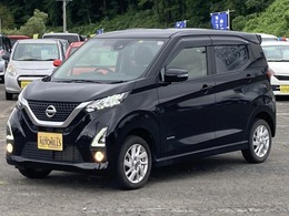 日産 デイズ 660 ハイウェイスターX 4WD S-HYBRID　レーダーブレーキ　全方位カメラ