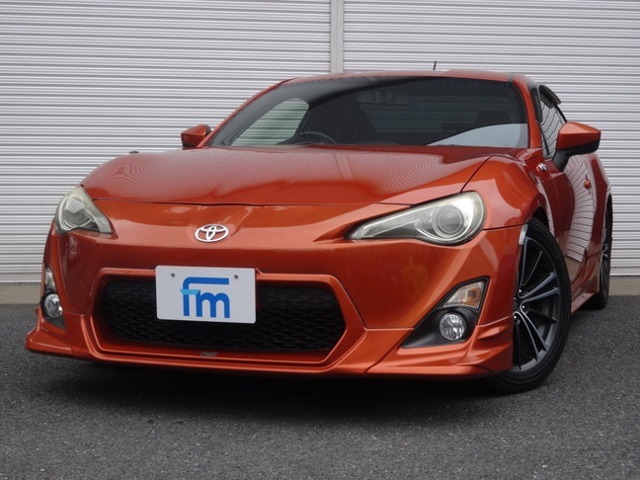 TRDエアロ　TRDマフラー　ファイナルコネクション　フルタップ車高調　BLITZエアクリーナー　サクションキット　ナルディステアリング　純正ナビTV　バックカメラ　ETC