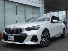 BMW 5シリーズ 523d xドライブ Mスポーツ ディーゼルターボ 4WD 19AW ACC地デジHUD全方位カメラ　デモ禁煙