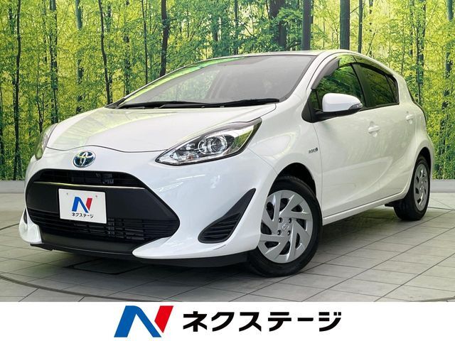 禁煙車　CD再生　地デジ　横滑防止装置　ヘッドライトレベライザー