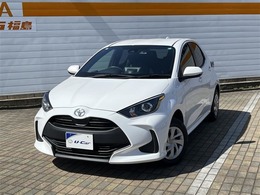 トヨタ ヤリス 1.5 X 4WD 軽減ブレーキ/バックカメラ/スマートキー