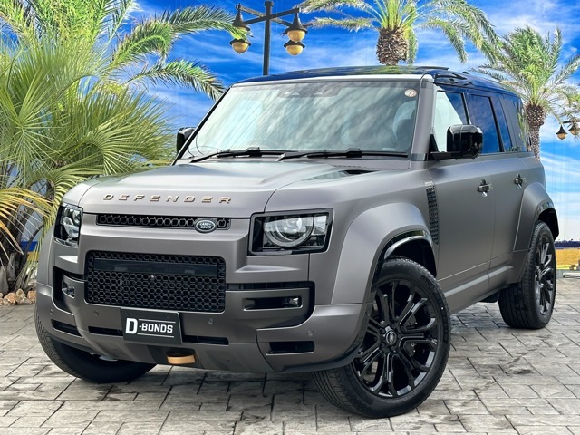 635馬力を誇るハイパフォーマンスSUV「OCTA」。登録済み未使用車・マッドプロテクティブフィルム・新車保証令和10年8月まで有り！