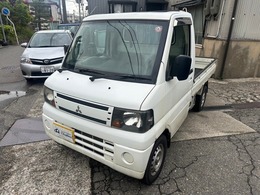 三菱 ミニキャブトラック 660 Vタイプ 4WD 5速マニュアル　ゴムマット　ラジオ