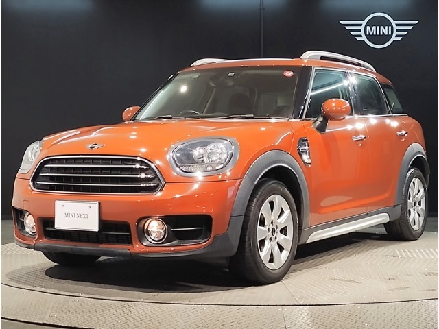 ☆MINI　クロスオーバー専門店☆！クロスオーバーを買うなら箕面店です！！クロスオーバーをご検討頂く際は一度箕面店にご相談下さい！