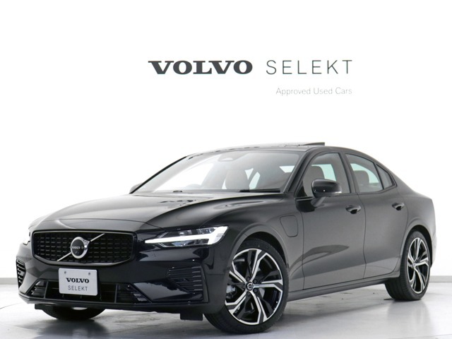 2023年モデル『S60 Recharge Ultimate T6 AWD plug-in hybrid』PHEV 電動パノラマサンルーフ B＆W Google搭載 クリスタルシフトノブ 茶革 リニアライムウッドパネル グループ総在庫300台！東京神奈川地区最大級在庫