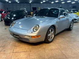 ポルシェ 911 カレラ 6速マニュアル