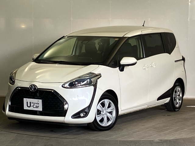 シエンタの助手席回転チルト仕様が入荷しました。距離も少なく内外装ともにきれいな車です。