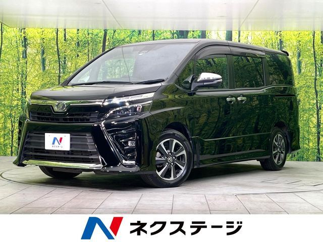 禁煙車　純正10型ナビ　バックカメラ　Bluetooth/DVD/CD
