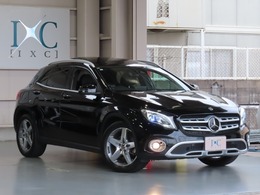 メルセデス・ベンツ GLAクラス GLA220 4マチック 4WD プレミアムパッケージ 黒革 パノラマルーフ