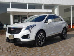 キャデラック XT5 プラチナム スポーツ 4WD 