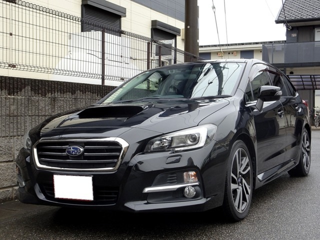 豪華装備！ワンオーナー車両！程度の良いレヴォーグ 2.0GTーSアイサイトが入荷しました！