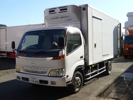 日野自動車 デュトロ ・ 日野3t積みロングワイド冷凍車