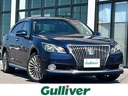 トヨタ クラウンマジェスタ 2.5 Four 4WD 純正ナビ/フルセグTV/サンルーフ/ドライブ