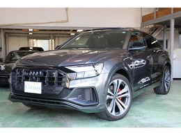 アウディ Q8 55 TFSI クワトロ Sライン 4WD ブラックスタイリングPKG　バルコナレザー