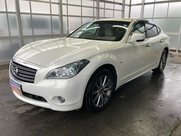 日産 フーガ 3.7 370GT FOUR 4WD 