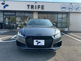 アウディ TTSクーペ 2.0TFSI 