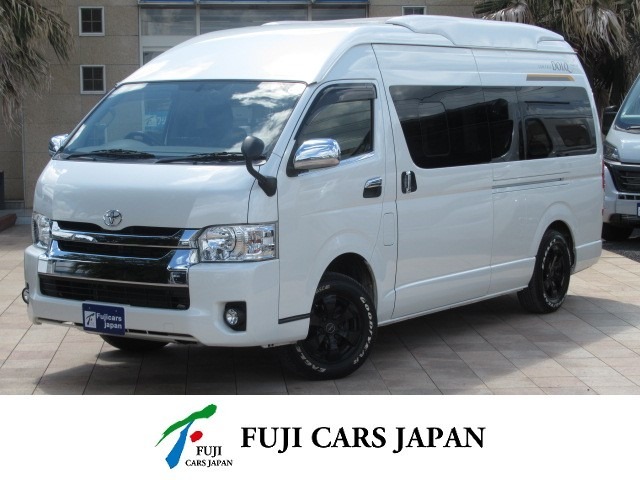 平成30年式　ホワイトハウス　コンパスドルク　4WD　7人乗車　5人就寝　長さ538cm　幅191cm　高さ238cm