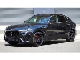 マセラティ レヴァンテ モデナ 4WD ワンオーナー 左H 21AW 前後ヒーター 黒革