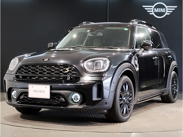 ☆MINI　クロスオーバー専門店☆！クロスオーバーを買うなら箕面店です！！クロスオーバーをご検討頂く際は一度箕面店にご相談下さい！