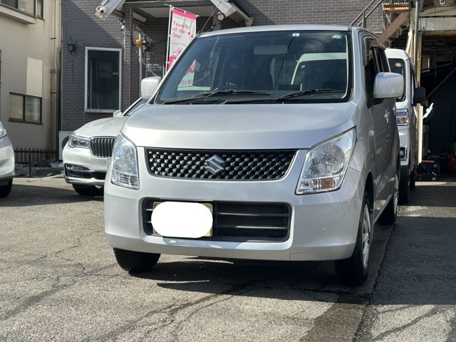 5速マニュアル・走行6万km台・車検R8年8月・純正CD・タイヤ山あり・キーレス