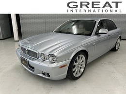 ジャガー XJ XJ 3.0 エクゼクティブ 