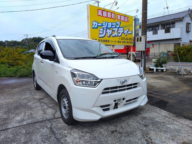 程度の良いミライースが入庫しました。ぜひ現車を見に来てみてください。車検とっての乗り出し価格。早いもの勝ちです！