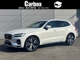 ボルボ XC60 リチャージ アルティメット T6 AWD プラグイン ハイブリッド 4WD サンルーフ ハーマンカードン エアサス