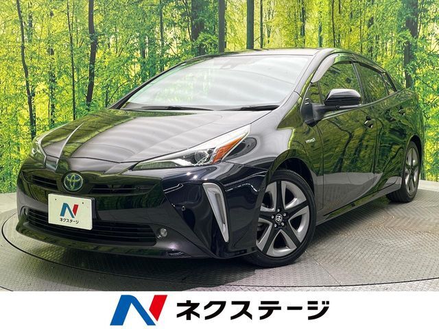 バックカメラ　衝突被害軽減システム　禁煙車　レザー調シート