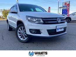 フォルクスワーゲン ティグアン スポーツ＆スタイル 4WD 4WD　社外ナビ　フルセグTV　バックカメラ