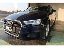 アウディ A3スポーツバック 30 TFSI シグネチャー エディション 