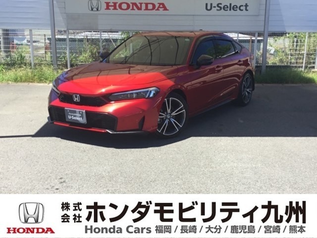 シビック e：HEV EXが入庫しました。当社デモカーです。走行も少なく、装備も充実しています。
