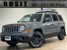 ジープ パトリオット スポーツ 4WD グレー全塗装　4WD車両　サイドカメラ