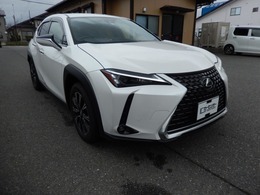 レクサス UX 250h バージョンC 4WD 法人ワンオーナー