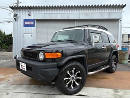 米国トヨタ FJクルーザー 4.0 4WD 