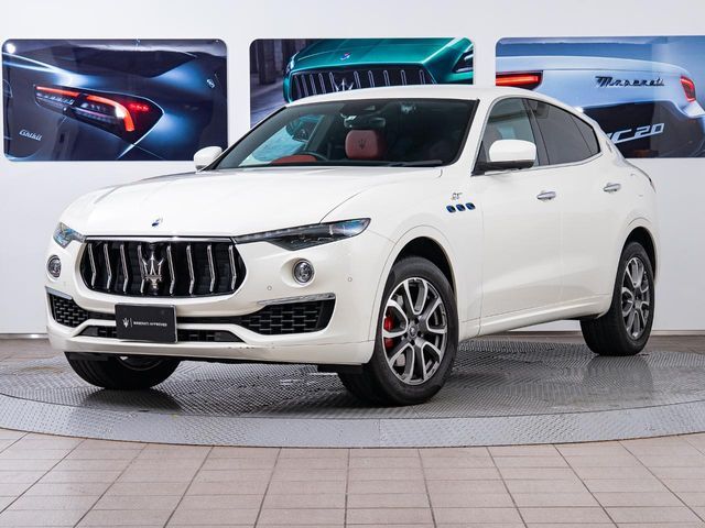 【マセラティCPO認定中古車】イタリア本社指定121項目点検実施。