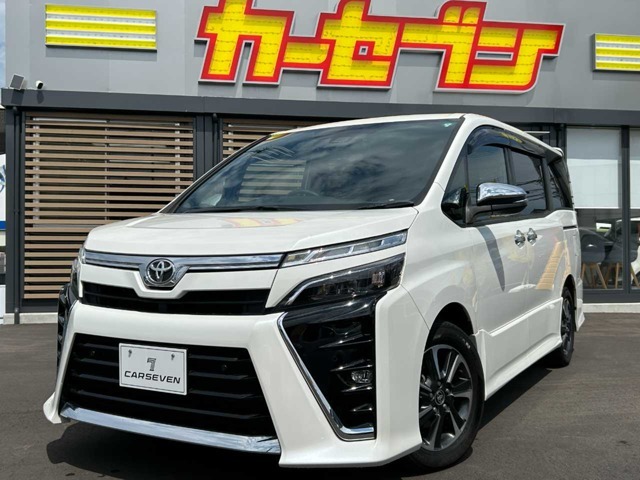 低走行のVOXYが仲間入りしております。