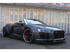 R8スパイダー