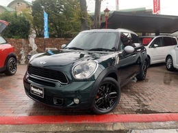 ミニ ミニクロスオーバー クーパーS ホワイトルーフ　ホワイトメーター