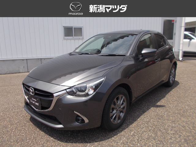 当社の中古車をご覧頂き、ありがとうございます。当車両のご案内をさせて頂きます。ご不明の点は該当店舗へお問い合わせ下さい。新潟マツダは県内17店舗のネットワークでお客様のカーライフをサポートさせて頂きます