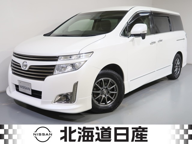 平成24年式　エルグランド　250ハイウェイスターアーバンクロム4WD！