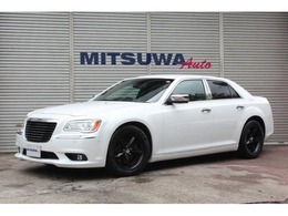 クライスラー 300 ブラック＆ホワイトPKG　限定50台 