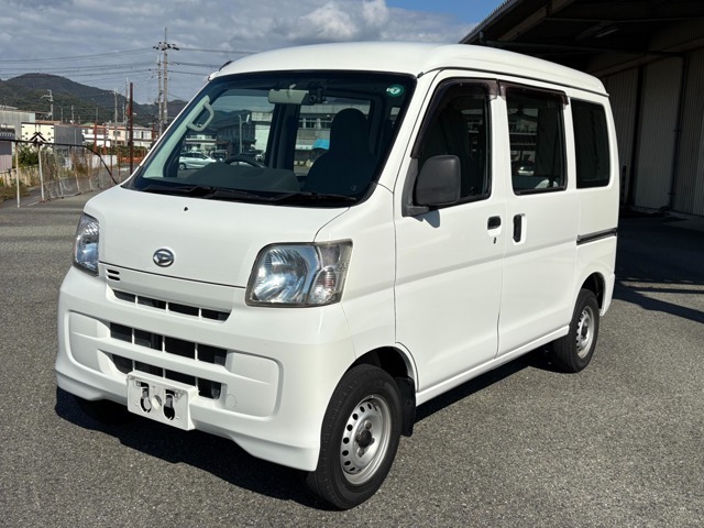 このたびは数ある販売店の中から弊社の車をご覧いただきまして誠にありがとうございます☆　しっかりと整備し安心のお車をお客様にお届け致します。