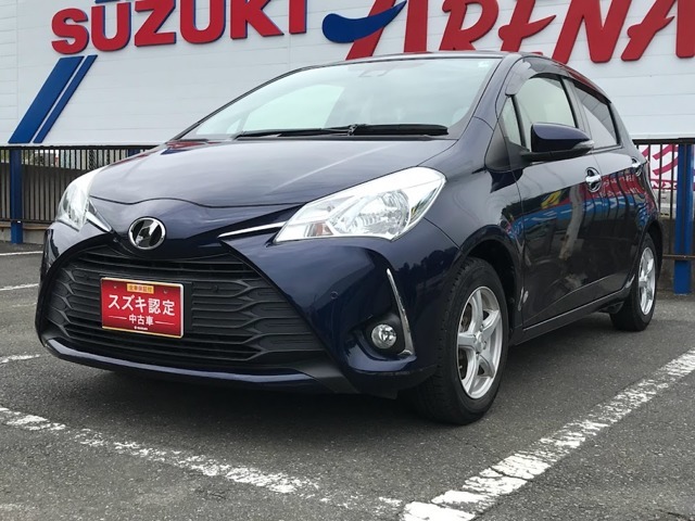 ご覧いただきましてありがとうございます！休日は仲間と一緒に出かけよう！トヨタヴィッツ入庫しました！